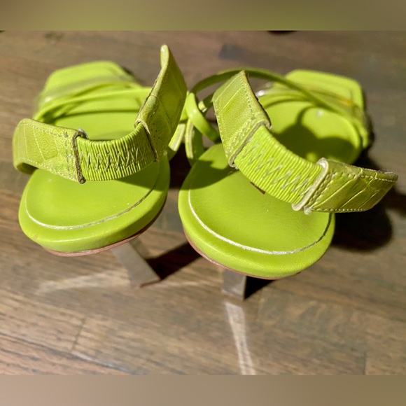 ALDO Lime Green Stiletto 4” Heels Size:7 - Picture 10 of 12